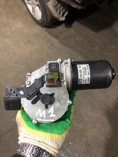 Моторчик дворника передний Mercedes-Benz Ml-Class