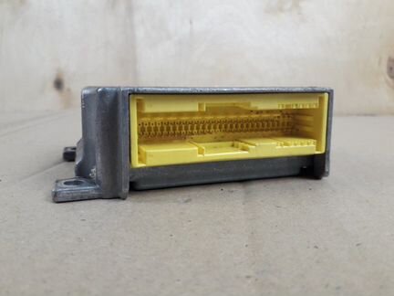 Блок управления подушек безопасности Mercedes Cls