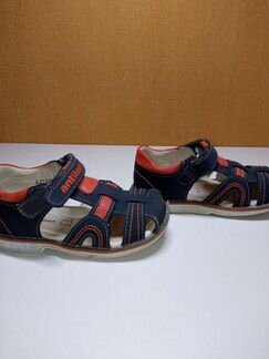 Сандалии на мальчика размер 26