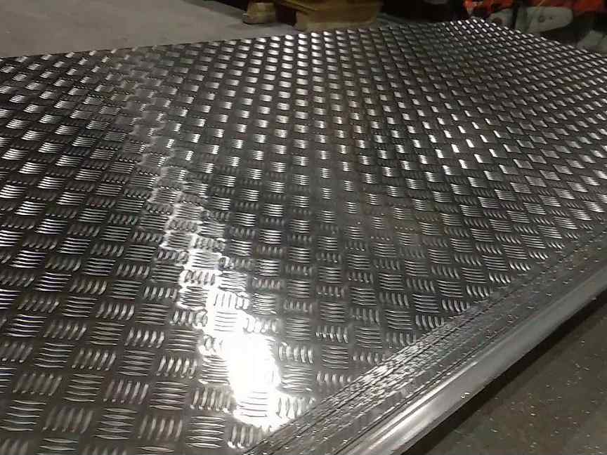 лист алюм рифленый 1,5х1200х3000 амг2нр. лист алюминиевый рифленый 1. лист рифленый алюминиевый 1500х3000. лист алюминиевый рифленый 1. 5х1200х3000.