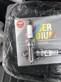 Свечи зажигания NGK silzkr7b119723