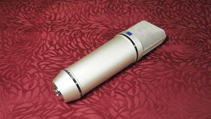 Микрофон Neumann U87 Ai (реплика)