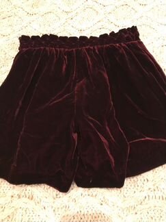 Бархатные шорты для девочки 5-6 лет