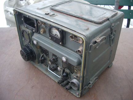 Армейский ламповый укв радиоприемник Р-314