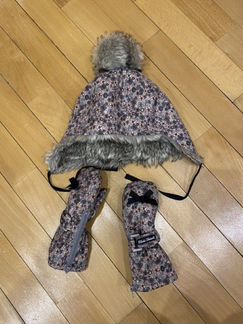 Комплект шапка и варежки