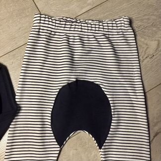 Костюм для мальчика или девочки на 6-9 месяцев