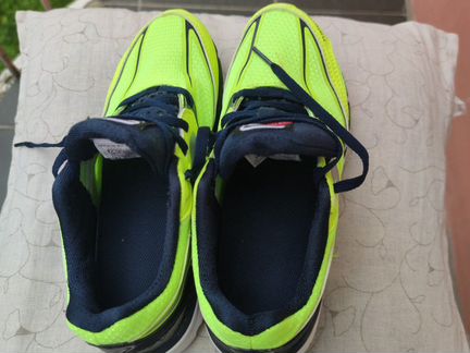 Краcсовки р.32