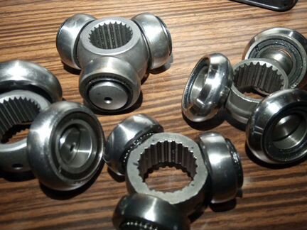 На volvo XC60 XC70 XC90 граната шрус со стороны ко