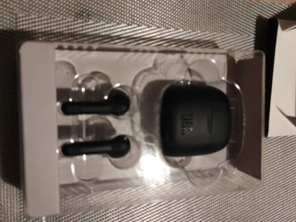 Беспроводные наушники jbl tune 220