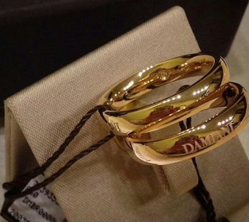 Золотое кольцо Damiani