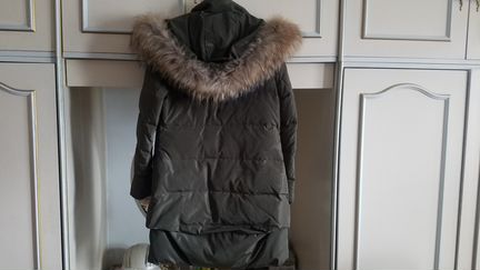 Женский пуховик(elisabetta frahchi ) раз.40-42(XS)