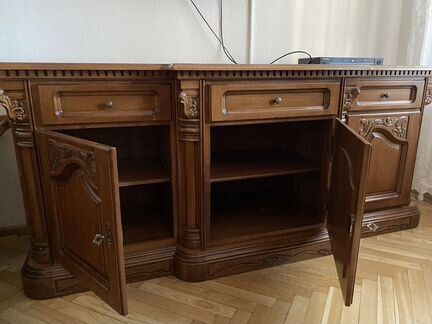 Буфет из дуба
