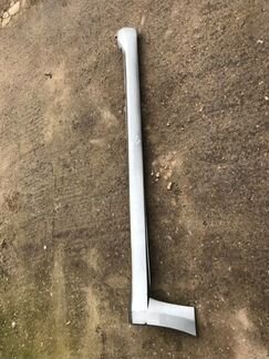 Порог пластиковый накладка правый Mitsubishi