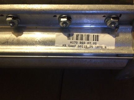 Подушка в торпеду для мерседес Slk(W170)