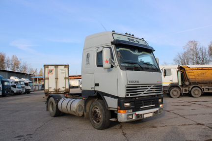 Седельный тягач Вольво фн12 Volvo FH12