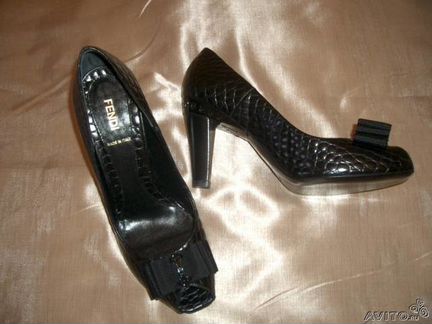 Fendi новые туфли с бантом р. 39.5. Оригинал