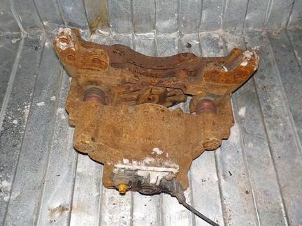 Суппорт / Мерседес Атего мп 1 9754201401