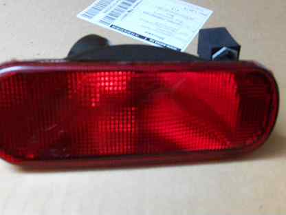 Цвет заднего противотуманного фонаря. 3716. Задний противотуманный фонарь на митсубиси асх. Фонарь противотуманный задний красный hella. Цвет заднего противотуманного фонаря.