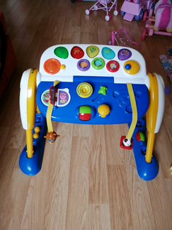 Развивающий гимнастический столик Chicco 3 в 1