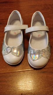 Туфли для девочки 25 размер новые