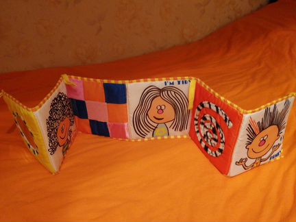 Книжка-бортик taf toys