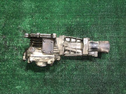 Редуктор передний Mitsubishi Grandis NA