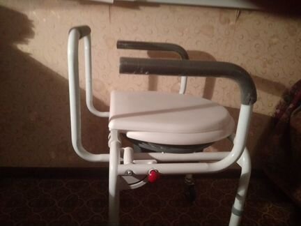 Продам кресло-туалет для маломобильного человека