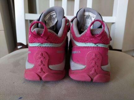 Кроссовки для девочки