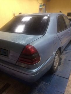 Mercedes-Benz C-класс 1.8 МТ, 1994, 300 000 км