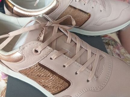 Кроссовки экко 39р кожа