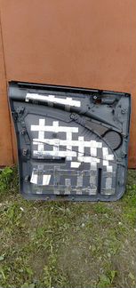 Обшивка двери R мерседес W639, 6397270171