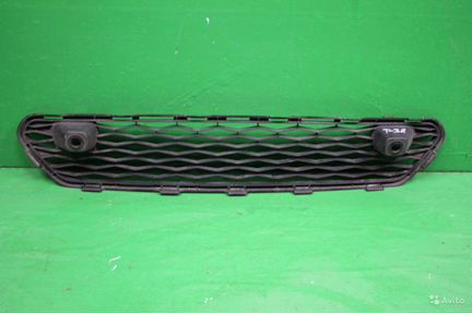 Решетка бампера Nissan X-Trail T32 2015