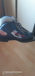 Лыжные ботинки 34размера