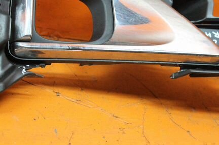 Окантовка птф передняя правая Toyota Land Cruiser