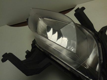 Фара противотуманная передняя левая Kia Cerato 3