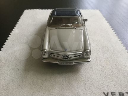 Mercedes benz SL280 1:43