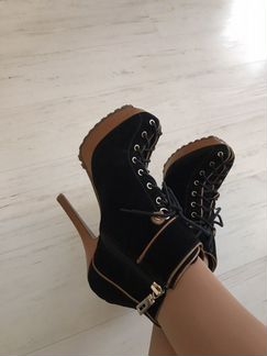 Shutz, огонь ботильоны