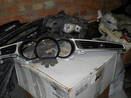 Kia Ceed 2 Подлокотник обшивки пластик