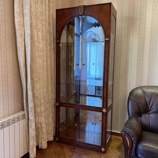 Стенка в гостиную