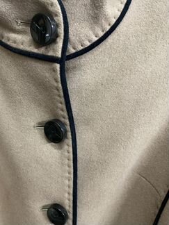 Пальто бежевое шерстяное