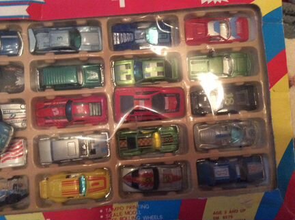 Набор коллекционных машинок