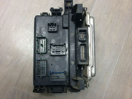 Блок предохранителей Крайслер 300 c 2.7/08