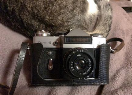 Фотоаппарат Zenit-E, объектив Industar 50-2