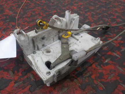 Замок двери Ивеко Еврокарго 504096682/770119