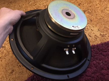 Динамик сабвуферный Invotone HK03074