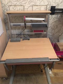 Стол немецкой фабрики Moll