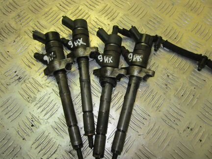 Топливная форсунка для Пежо партнер 1.6 HDi 9HW