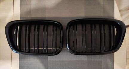 Решетка радиатора e39 f mtex м тех ноздри