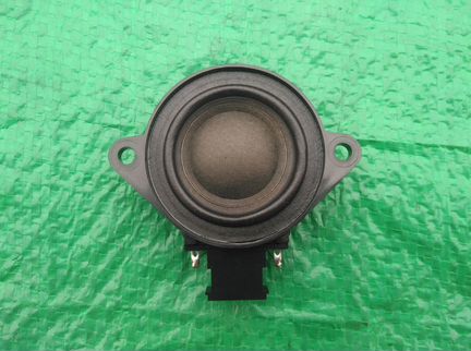 Динамик двери 3T0035411C Шкода Суперб 2