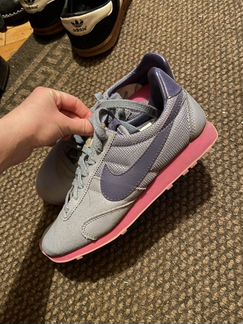 Кроссовки Nike monreal